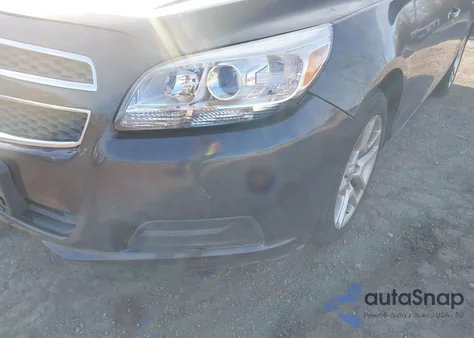 2013 Chevrolet Malibu Eco z USA, uszkodzony, nr VIN 1G11D5SR8DF136390